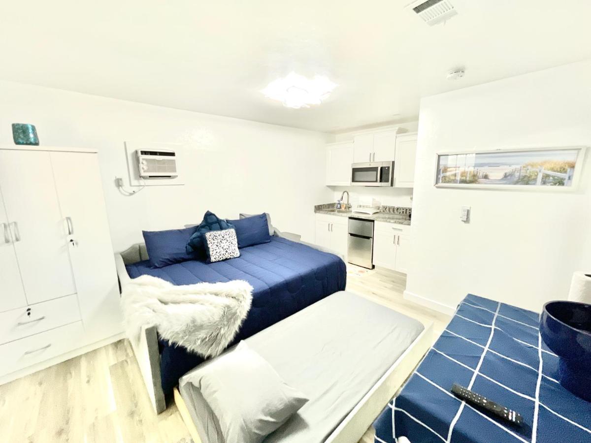 Adorable Studio In Downtown Cape Coral Near Beach! Екстер'єр фото